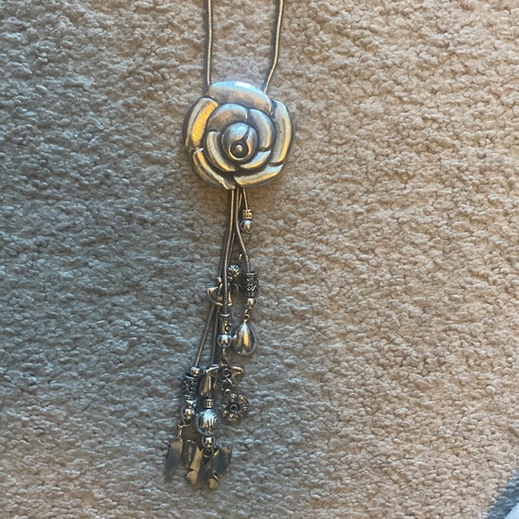Silver toned rose necklace. - Picture 2 of 3